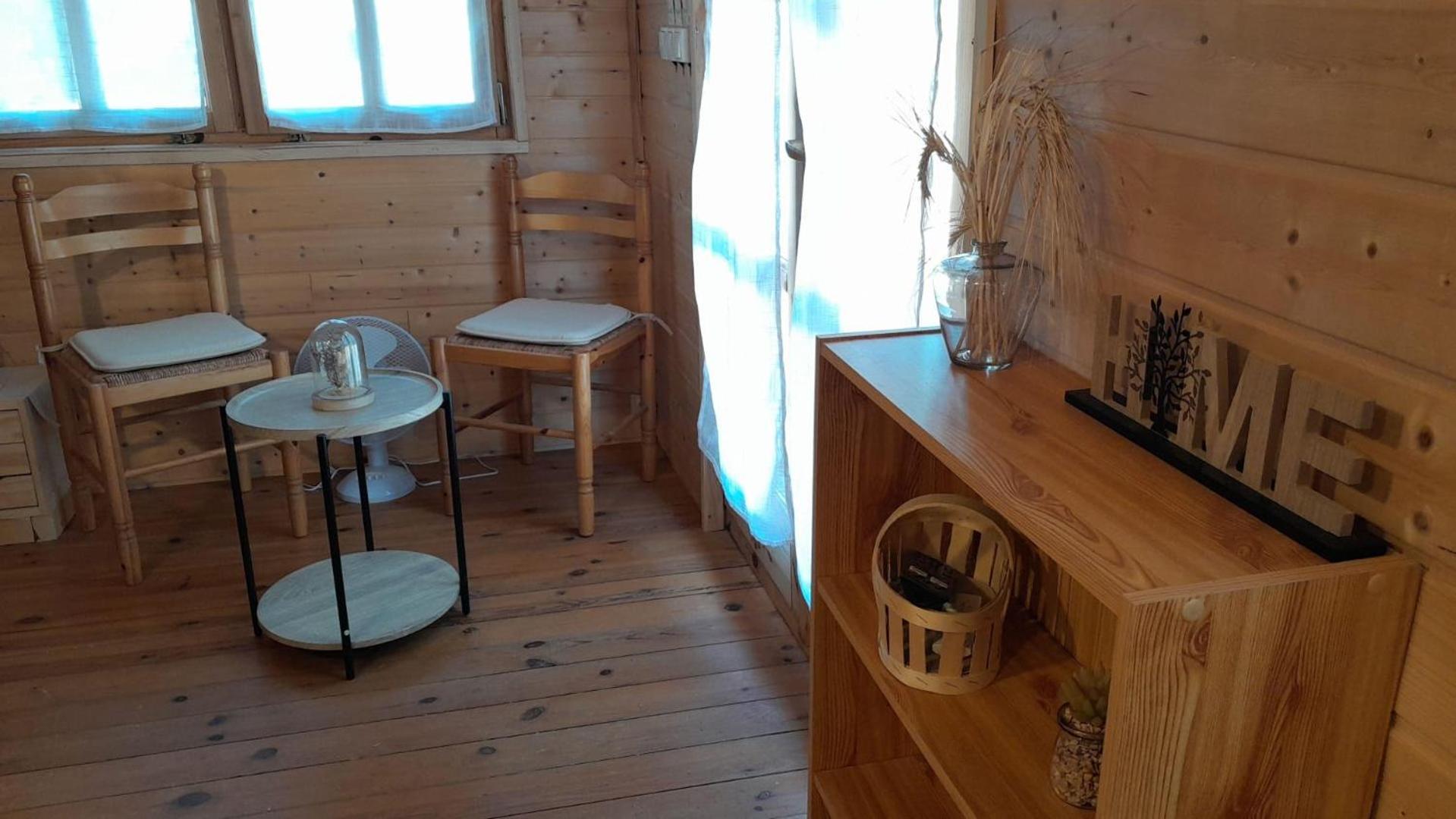 La Cabane En Bois Tourves Kültér fotó